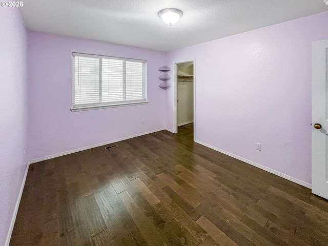 1514 Se 117TH Ave, Portland, OR 97216