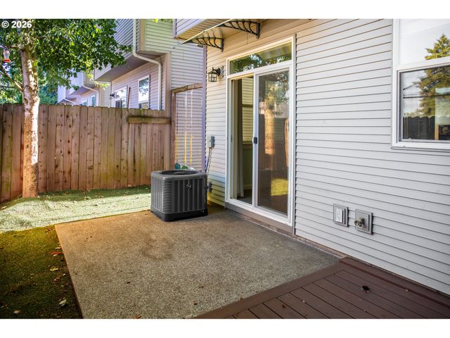 1514 Se 117TH Ave, Portland, OR 97216
