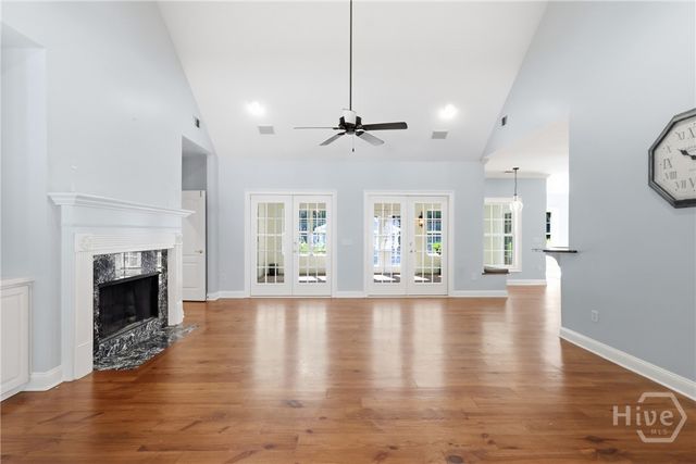41 Crestwood Drive, Savannah, GA 31405