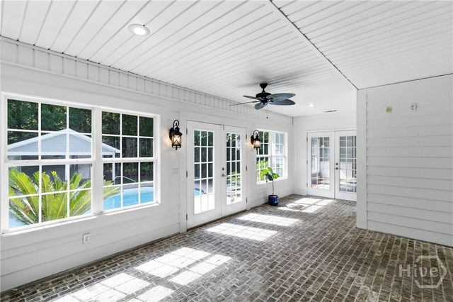 41 Crestwood Drive, Savannah, GA 31405