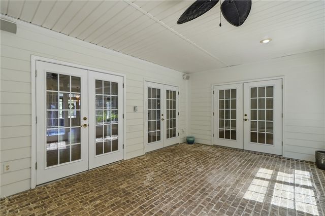 41 Crestwood Drive, Savannah, GA 31405