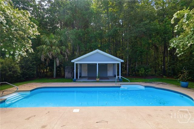 41 Crestwood Drive, Savannah, GA 31405