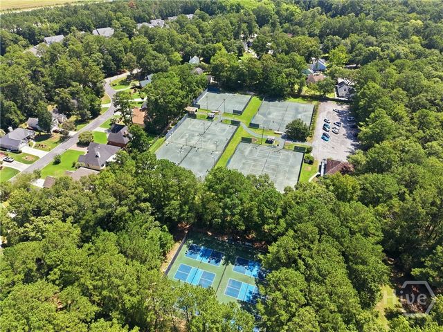 41 Crestwood Drive, Savannah, GA 31405