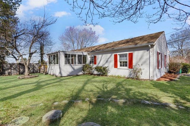 153 Diamond Hill Road, Warwick, RI 02886