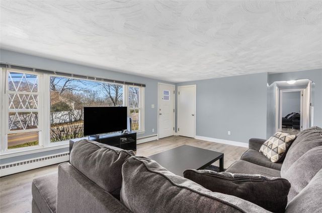 153 Diamond Hill Road, Warwick, RI 02886