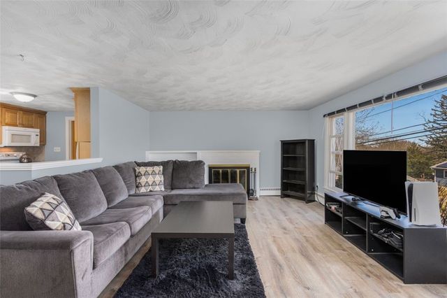 153 Diamond Hill Road, Warwick, RI 02886