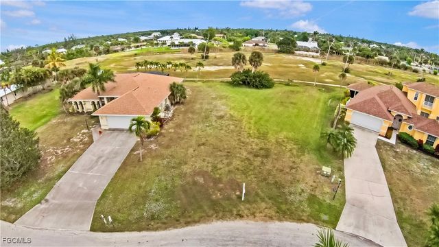 14358 Tamarac DR, Bokeelia, FL 33922