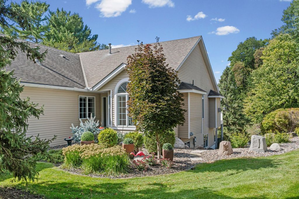 11148 Wyoming Road S, Bloomington, MN 55438 — photo 2
