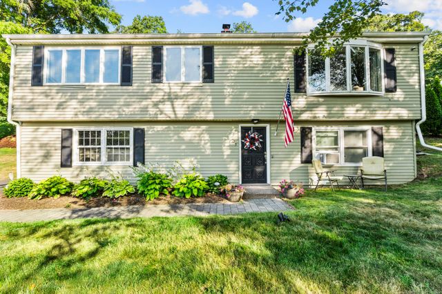 23 Upper State Street, North Haven, CT 06473