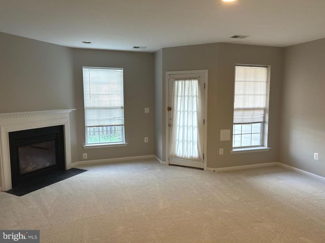 529 LEGRACE TER NE, Leesburg, VA 20176