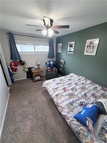 807 Lakeview Drive, Pittsburg, KS 66762