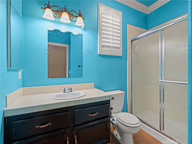 28304 Lorita Lane, Saugus, CA 91350