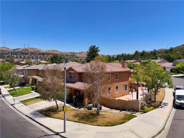 28304 Lorita Lane, Saugus, CA 91350