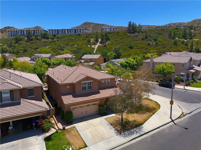 28304 Lorita Lane, Saugus, CA 91350