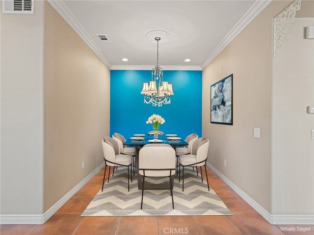 28304 Lorita Lane, Saugus, CA 91350