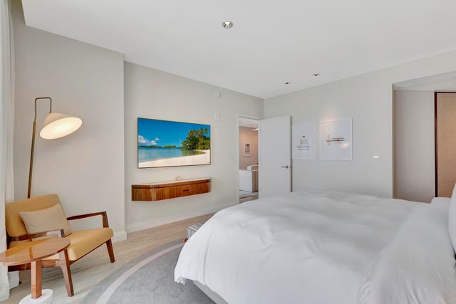 525 N FORT LAUDERDALE BEACH Boulevard 1705, Fort Lauderdale, FL 33304