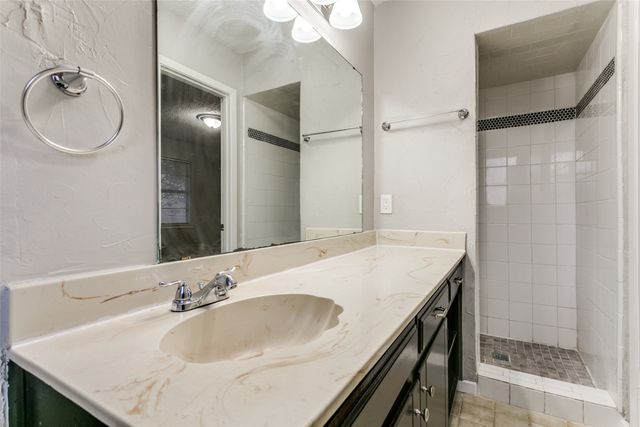 6513 Paula Court, North Richland Hills, TX 76182