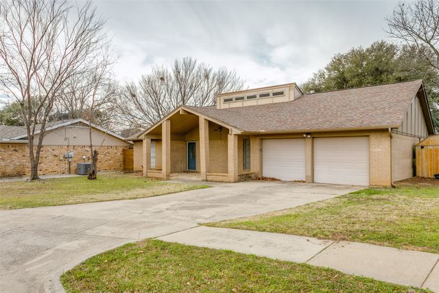 6513 Paula Court, North Richland Hills, TX 76182