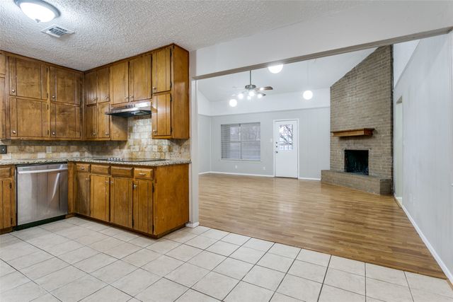 6513 Paula Court, North Richland Hills, TX 76182