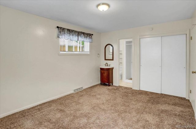 5448 S Julian Street, Littleton, CO 80123