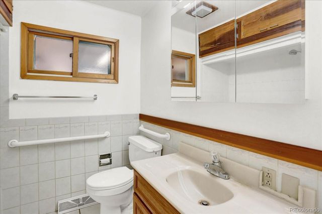 5448 S Julian Street, Littleton, CO 80123