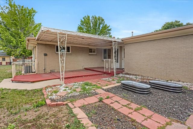 5448 S Julian Street, Littleton, CO 80123