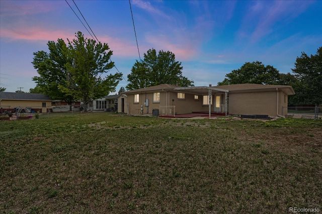 5448 S Julian Street, Littleton, CO 80123