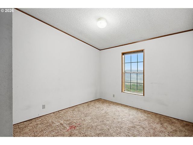 61 GORE Rd, Goldendale, WA 98620