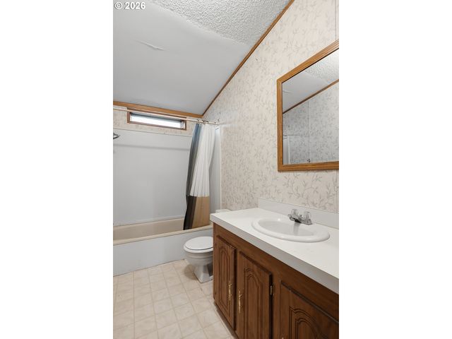 61 GORE Rd, Goldendale, WA 98620