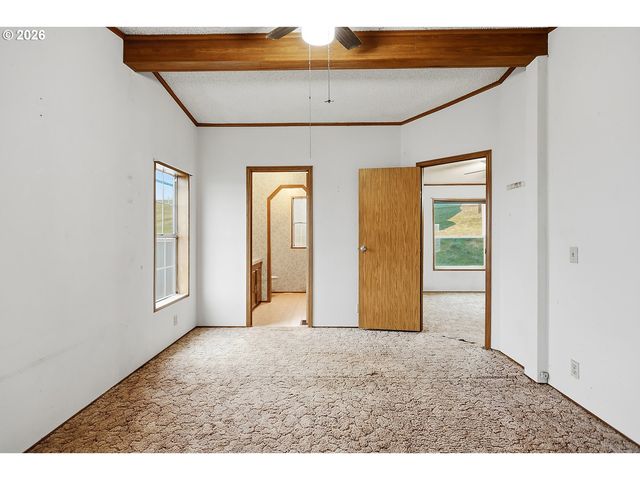 61 GORE Rd, Goldendale, WA 98620