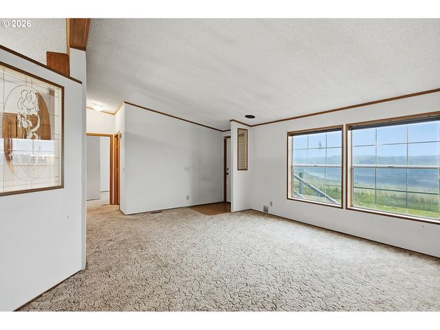 61 GORE Rd, Goldendale, WA 98620