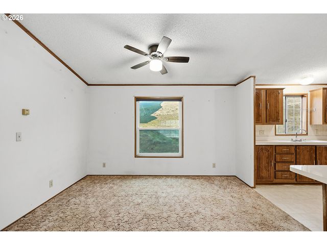 61 GORE Rd, Goldendale, WA 98620