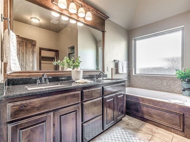 18209 Haslemere Lane, Edmond, OK 73012