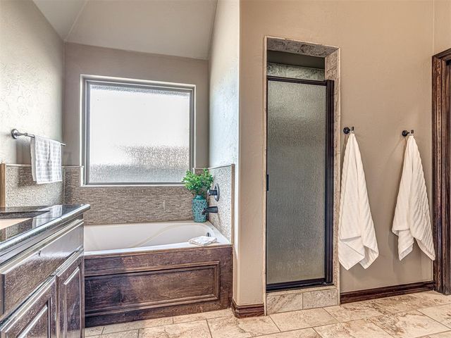 18209 Haslemere Lane, Edmond, OK 73012