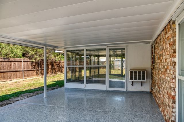 7601 Noreast Drive, North Richland Hills, TX 76180