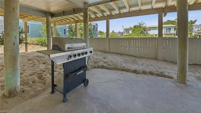 3537 Sandfiddler RD, Virginia Beach, VA 23456