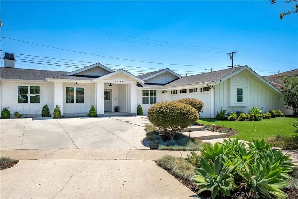 11782 Davenport, Rossmoor, CA 90720