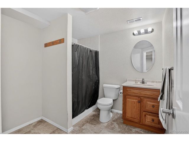 178 Maplewood Dr, Erie, CO 80516