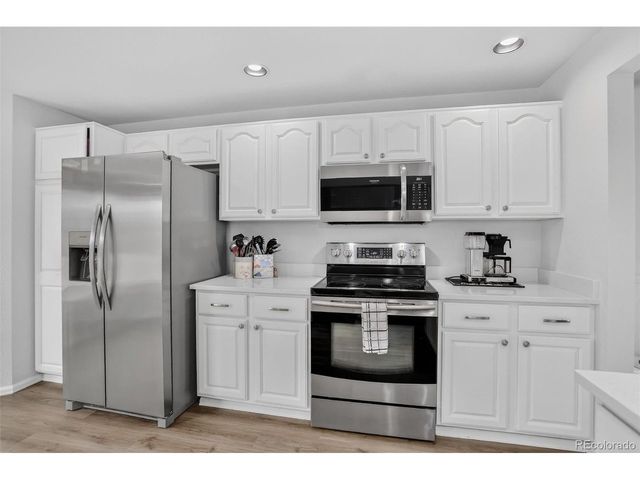 178 Maplewood Dr, Erie, CO 80516