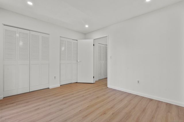 65 Patricia Road N, Bridgeport, CT 06606