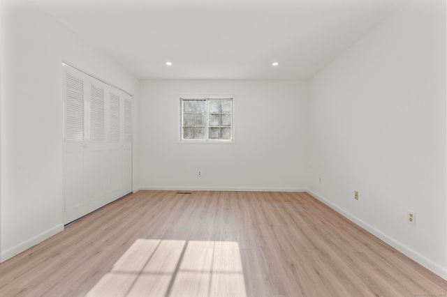 65 Patricia Road N, Bridgeport, CT 06606