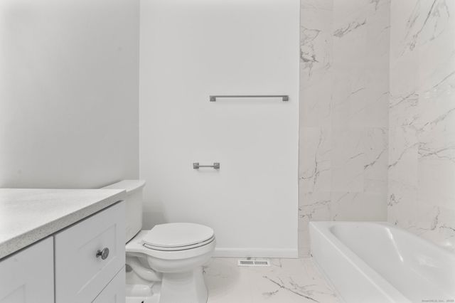 65 Patricia Road N, Bridgeport, CT 06606