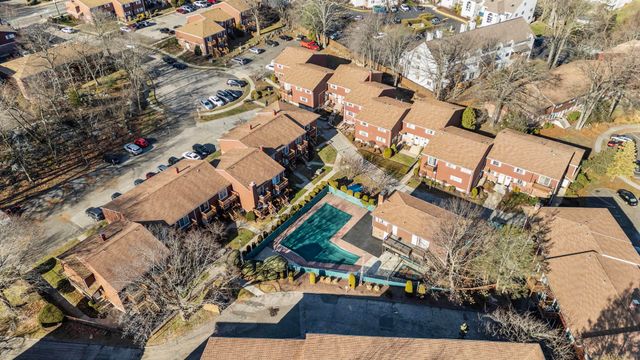 65 Patricia Road N, Bridgeport, CT 06606