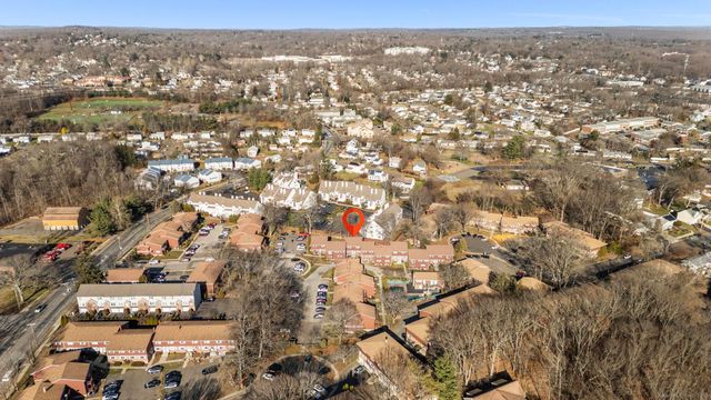 65 Patricia Road N, Bridgeport, CT 06606