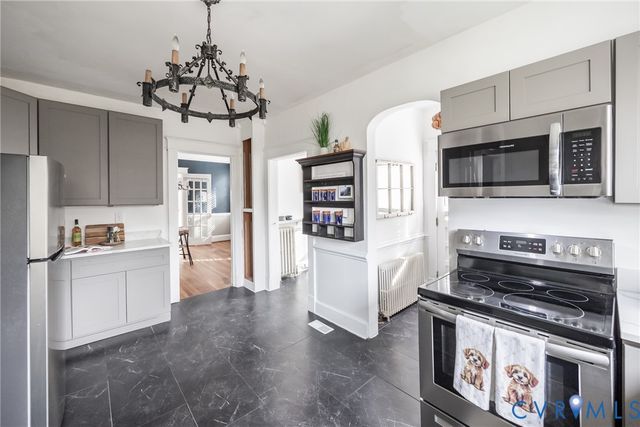 806 Appomattox St, Hopewell, VA 23860