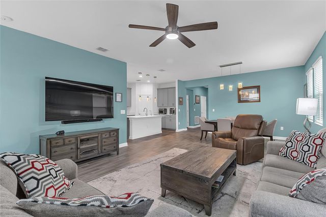 1807 GOOD NEIGHBOR LOOP, Kissimmee, FL 34744