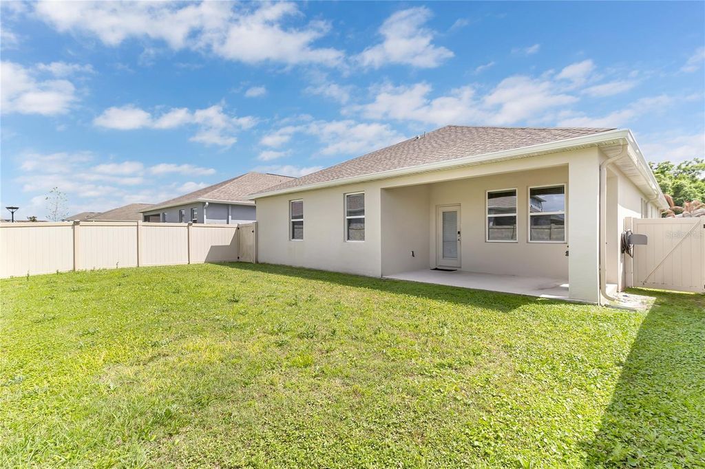 Image 21 of property listing at 1807 GOOD NEIGHBOR LOOP, Kissimmee, FL 34744