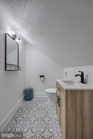 1700 MANOR ST, Columbia, PA 17512