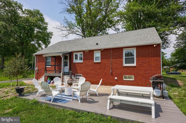 1700 MANOR ST, Columbia, PA 17512