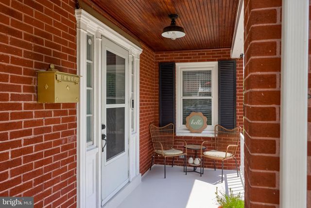 1700 MANOR ST, Columbia, PA 17512